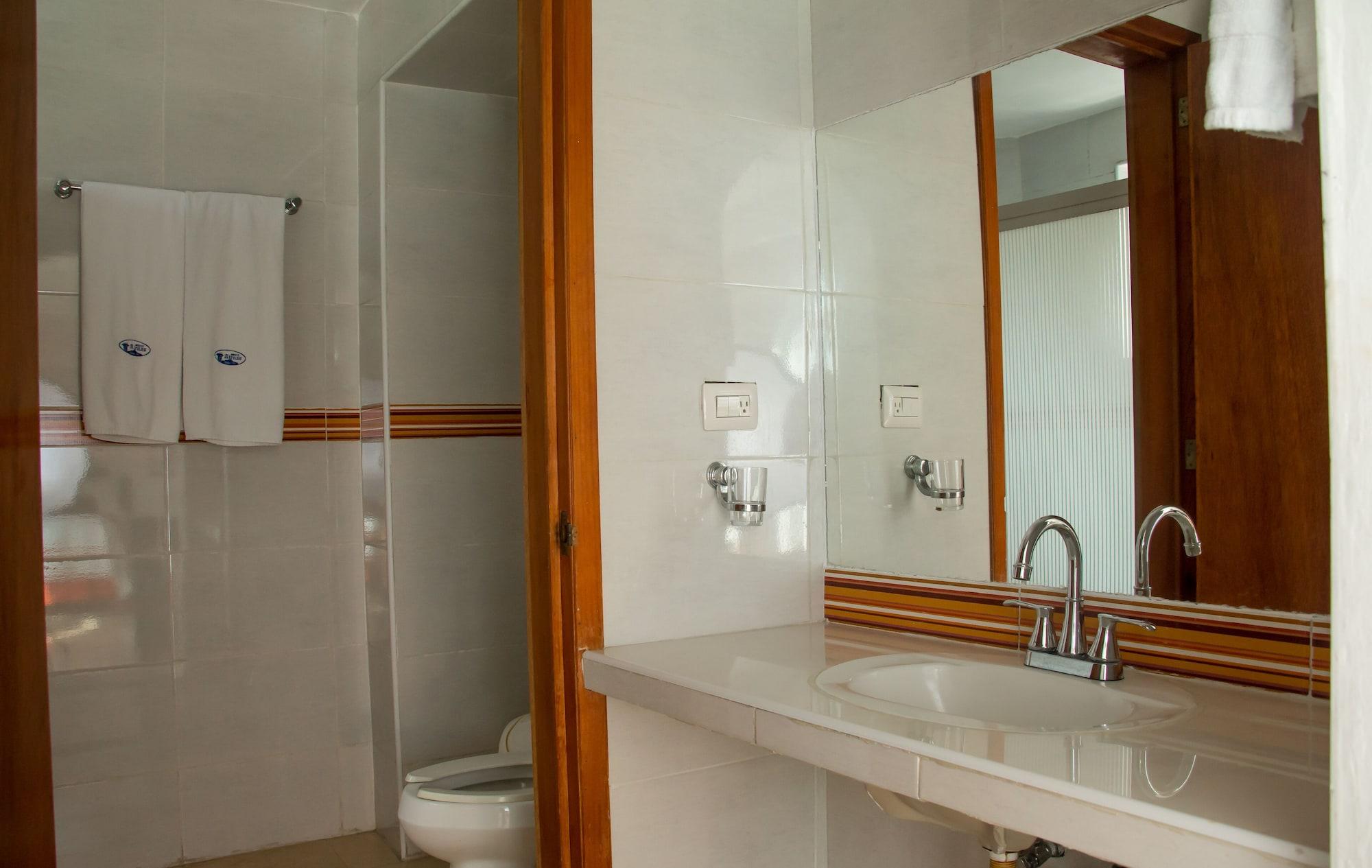 Hotel Atenas Xalapa Bagian luar foto