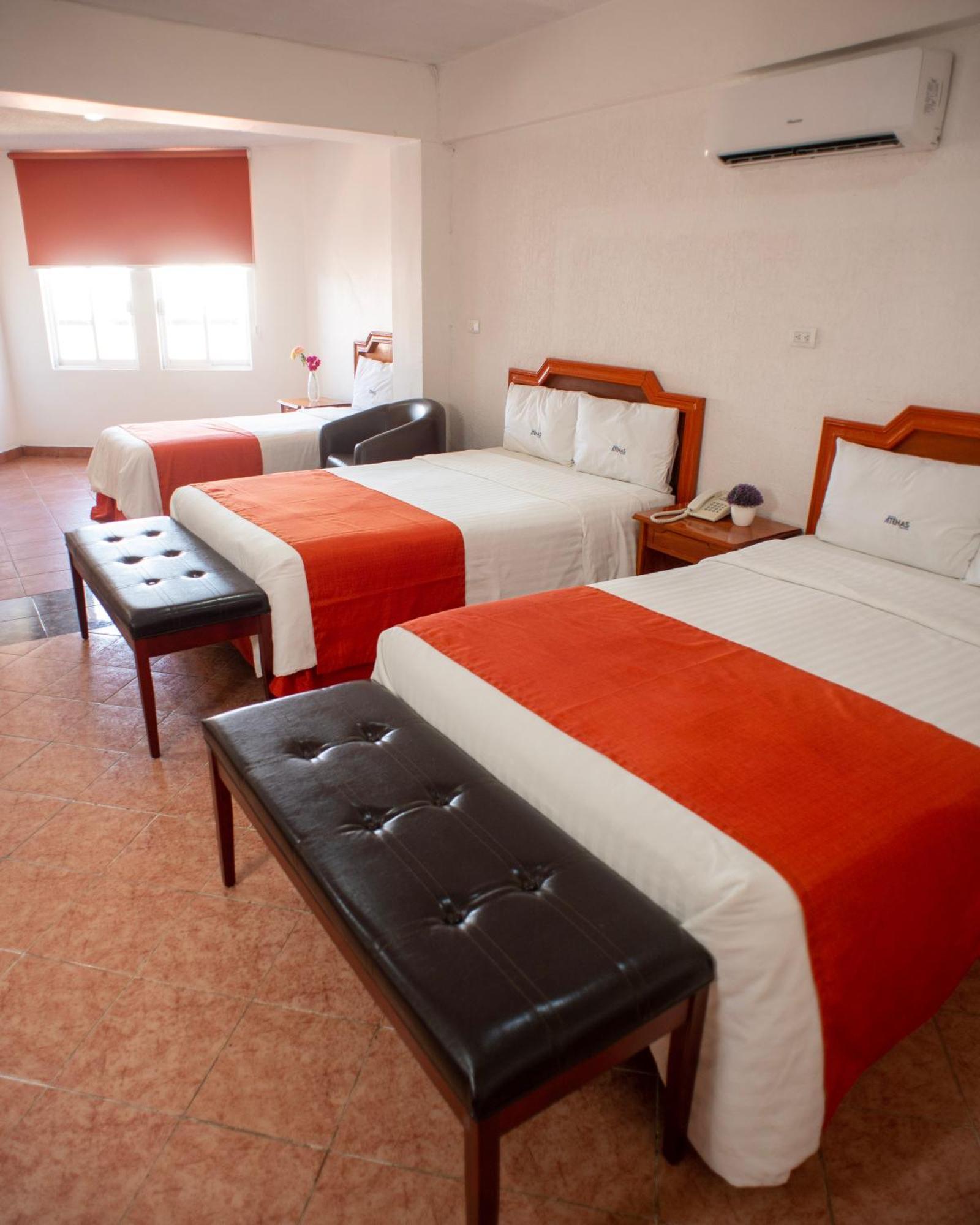Hotel Atenas Xalapa Bagian luar foto
