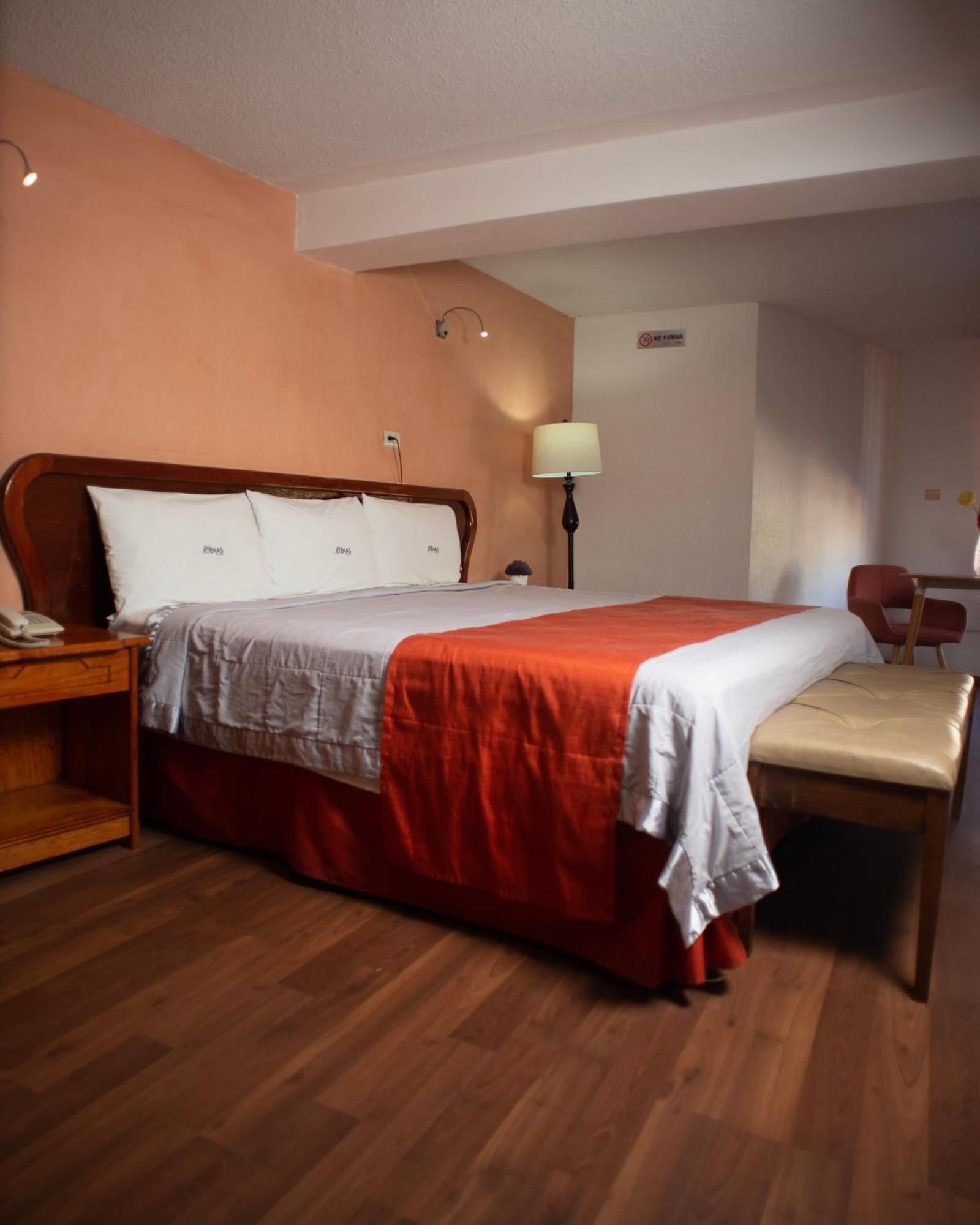 Hotel Atenas Xalapa Bagian luar foto