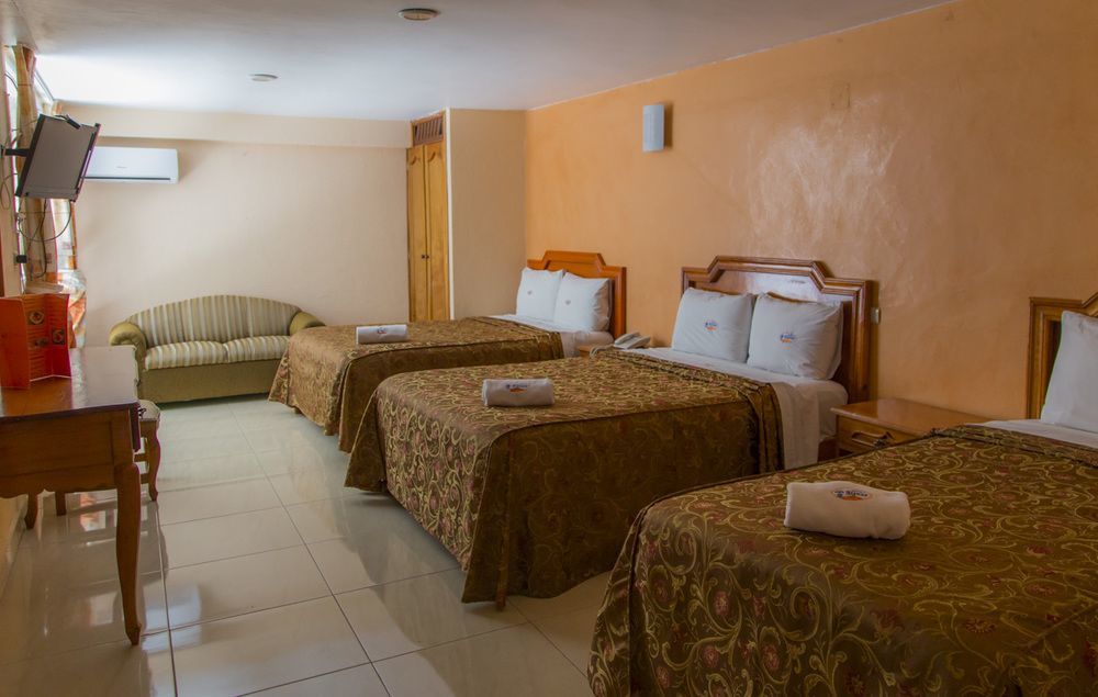 Hotel Atenas Xalapa Bagian luar foto